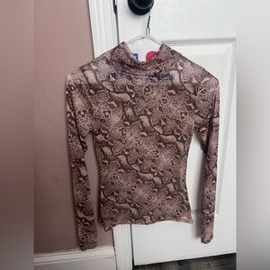 Pretty Little Thing Mesh Long Sleeve Snake print Top